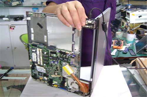 九宫格专注中小企业网络营销，携手蜀兴创电脑技术服务公司共拓互联网销售新篇章